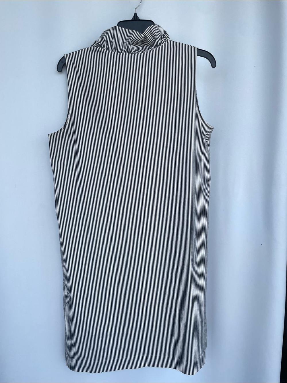 Lafayette 148 New York Black on and White Striped Sleeveless Dress - Picture 7 of 11
